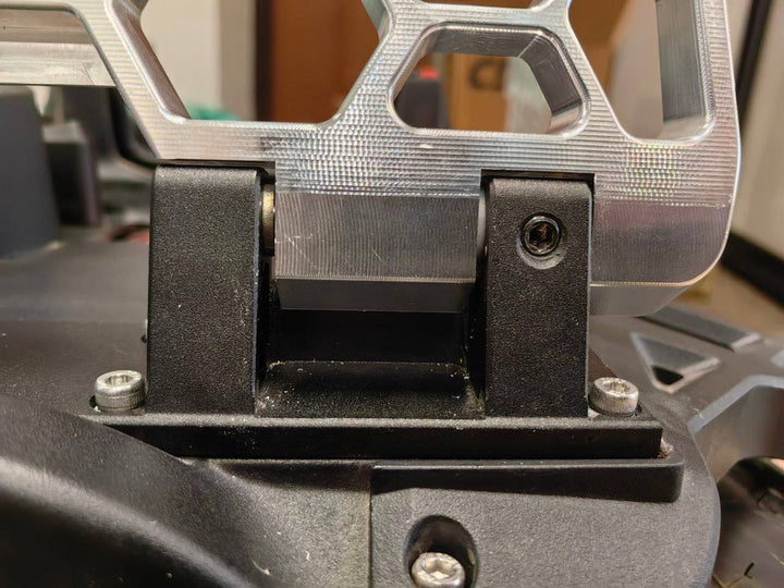 Hextech metal pedals for Veteran Lynx image 1