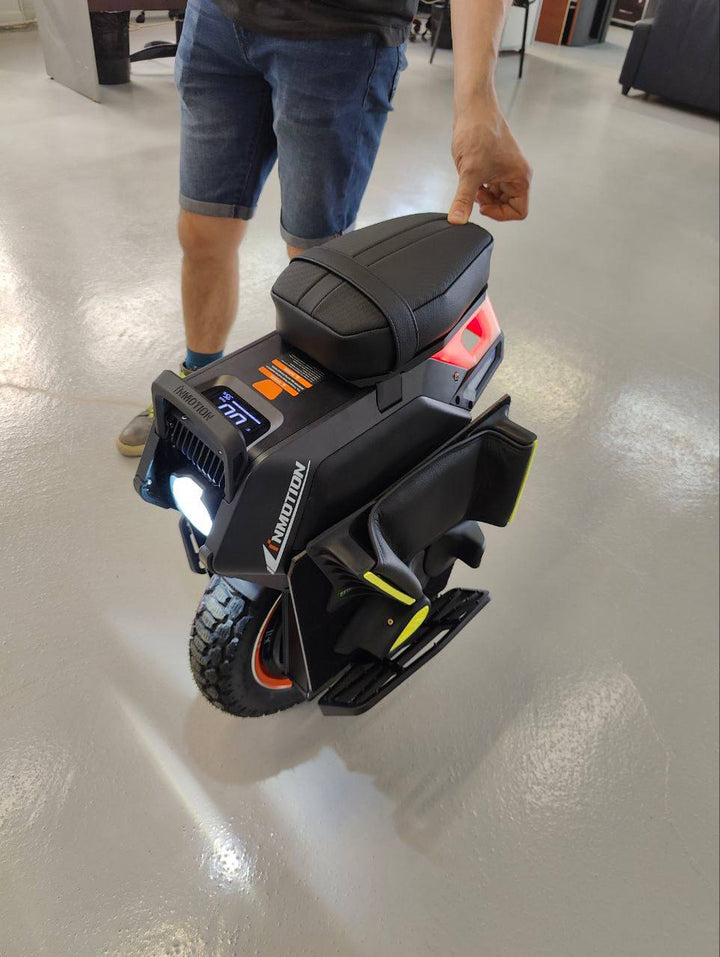 Inmotion V14 adventure unicycle image 1